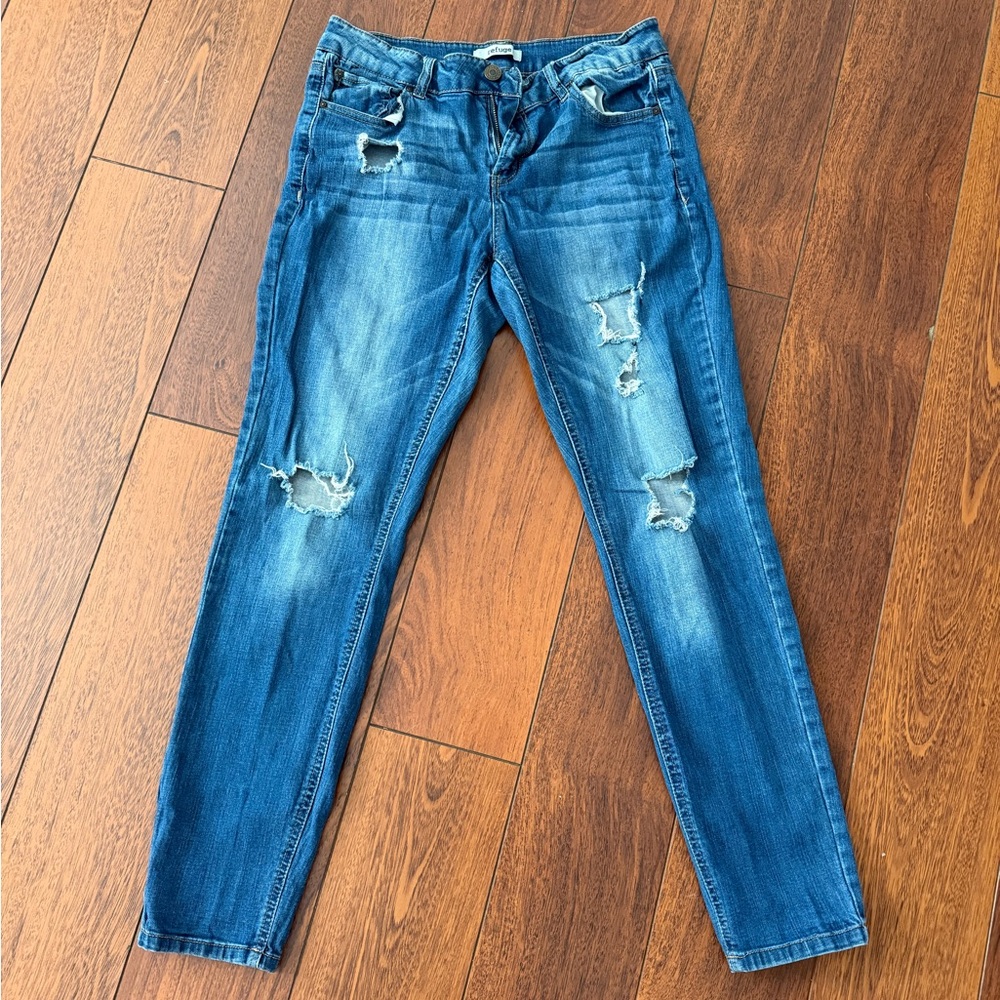 Y2K Low Rise Distressed Jeans Size 10